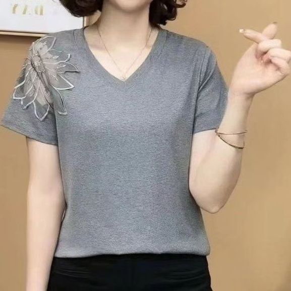 時尚肩鏤空上衣